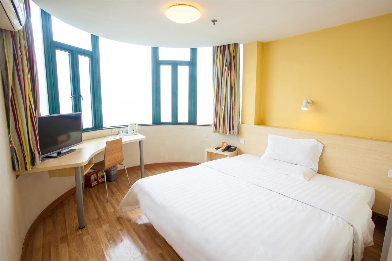 7Days Inn Nanjing Xuanwu Lake East Coach Terminal Экстерьер фото